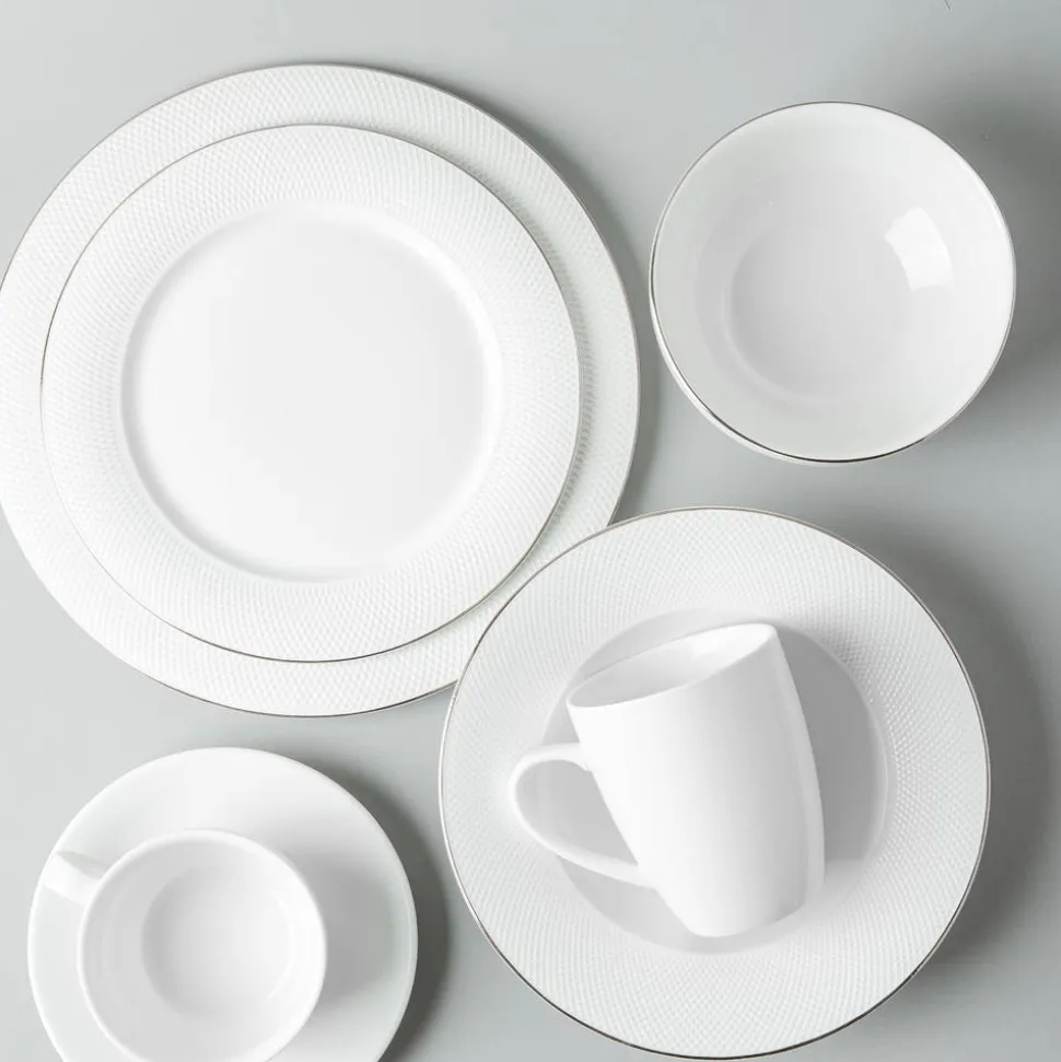 A La Carte 'Diamond Platinum' Porcelain Dinner Plate (White)