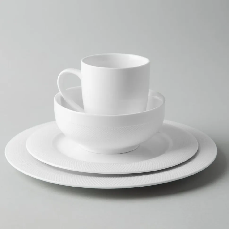 A La Carte 'Diamond' Porcelain Dinner Plate (White)