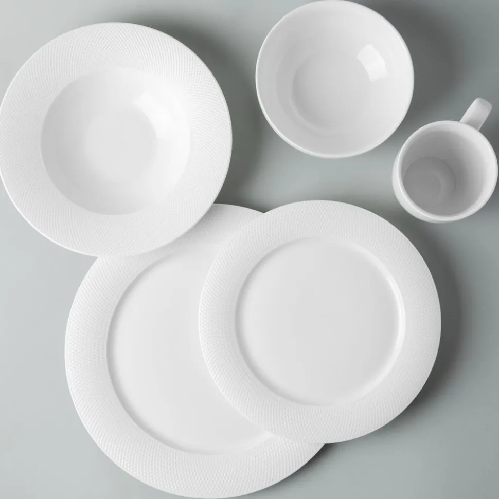 A La Carte 'Diamond' Porcelain Dinner Plate (White)