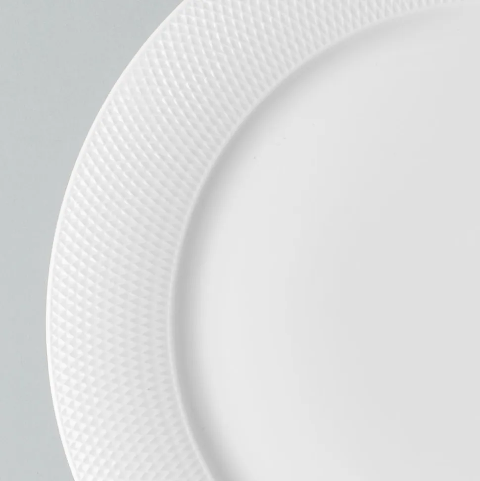 A La Carte 'Diamond' Porcelain Dinner Plate (White)