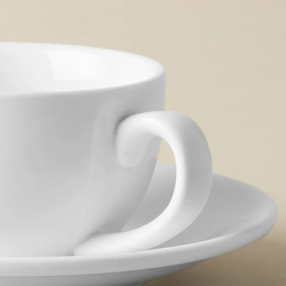 A La Carte 'Oxford' Porcelain Teacup with Saucer 250ml (White)