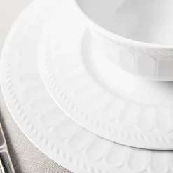 A La Carte Petal Porcelain Side Plate (White)