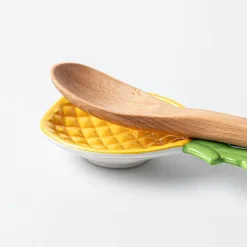 Boston Warehouse Shaped 'Pineapple' Ceramic Spoon Rest