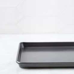Chloe Kitchen Stuff Heavy Duty Non-Stick Cookie Sheet (11.25