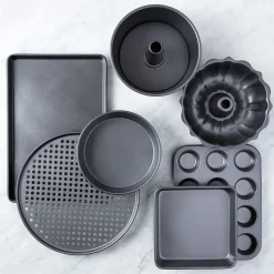Chloe Kitchen Stuff Heavy Duty Non-Stick Muffin Pan (12-cup)