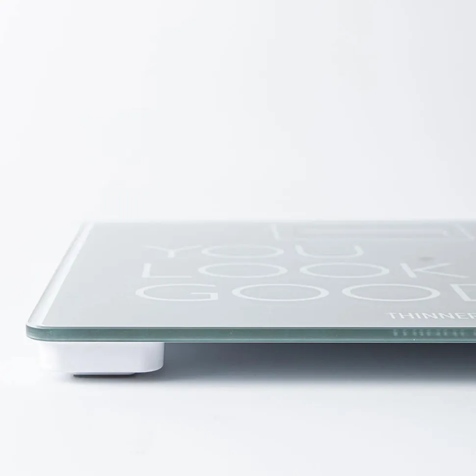 Conair Thinner 'You Look Good' Glass Body Scale (Metallic Silver)