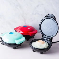 Dash Mini Round Griddle (Red)