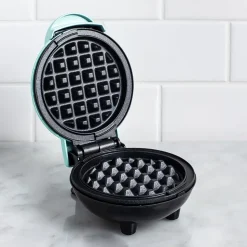 Dash Mini Round Waffle Maker (Aqua)