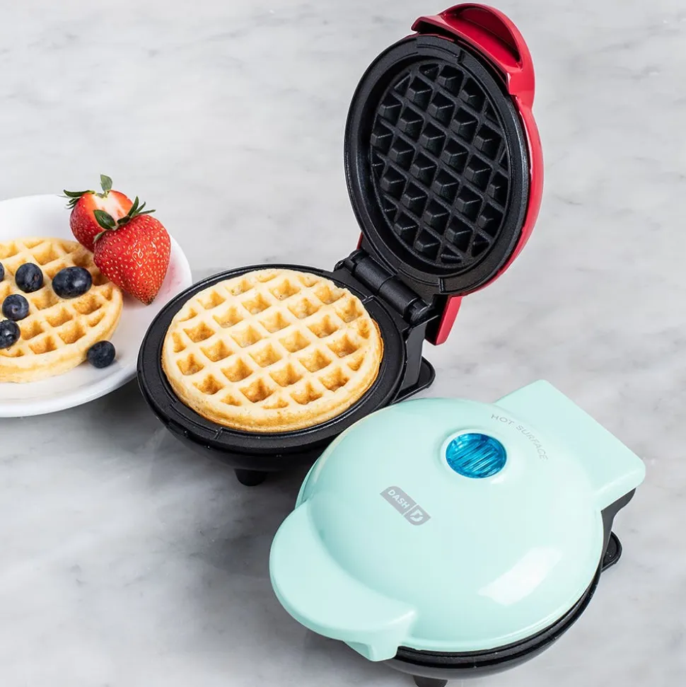 Dash Mini Round Waffle Maker (Aqua)