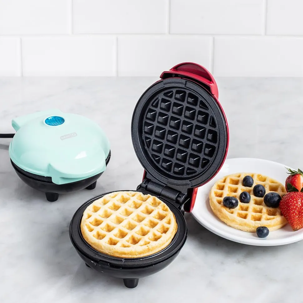 Dash Mini Round Waffle Maker (Red)