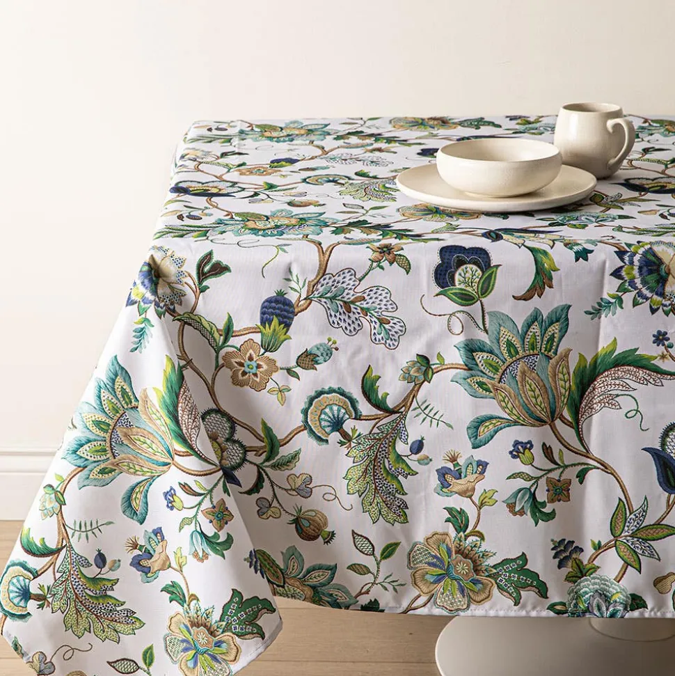 Easycare Printed 'Brissac' Polyester Tablecloth (Blue) 58x94"