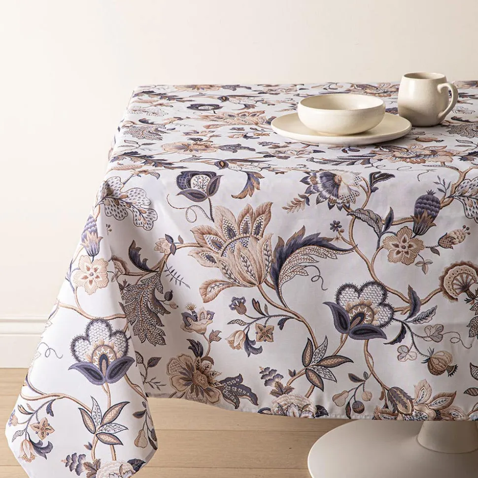Easycare Printed 'Brissac' Polyester Tablecloth (Beige) 58x94"