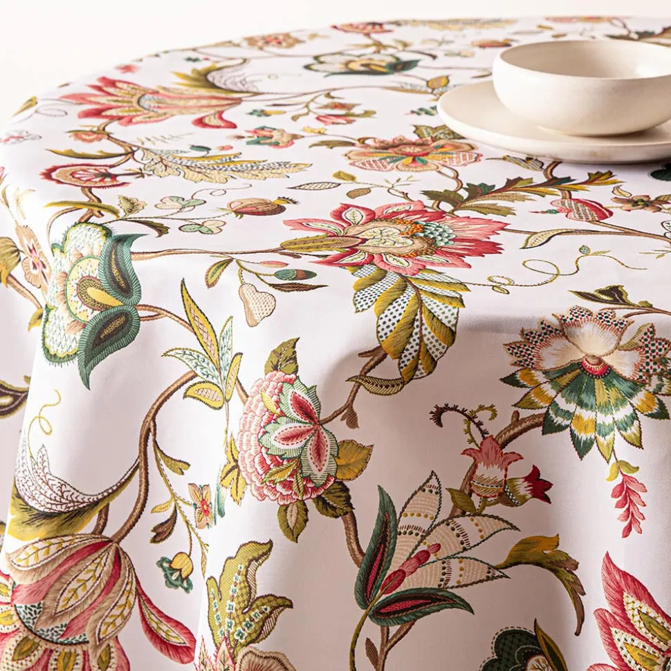 Easycare Printed 'Brissac' Polyester Tablecloth (Pink)