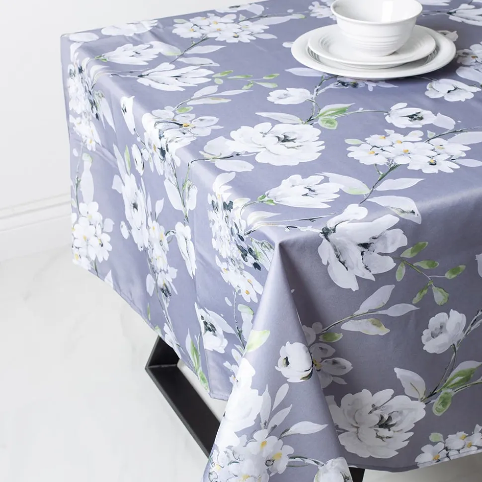 Easycare Printed 'Dahlia' Polyester Tablecloth 58"x94" (Grey)