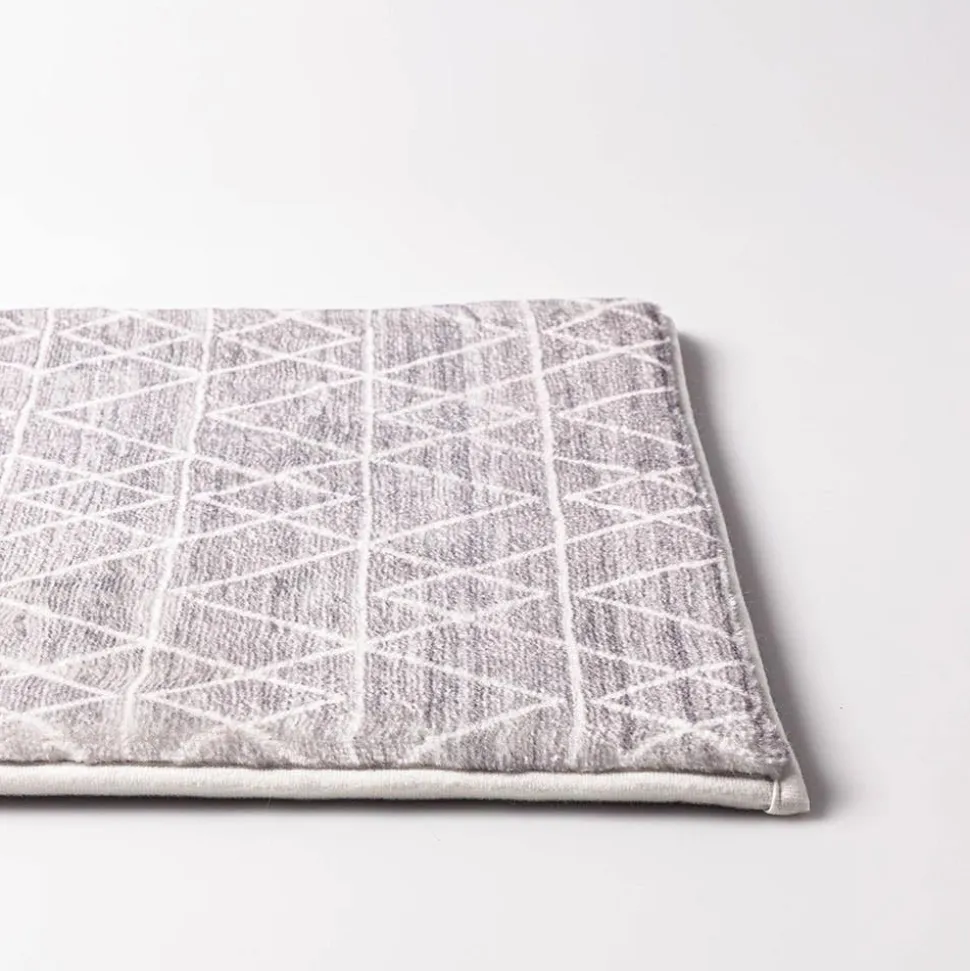 Harman Geometric Memory Foam 17" x 24" Bathmat (Black)