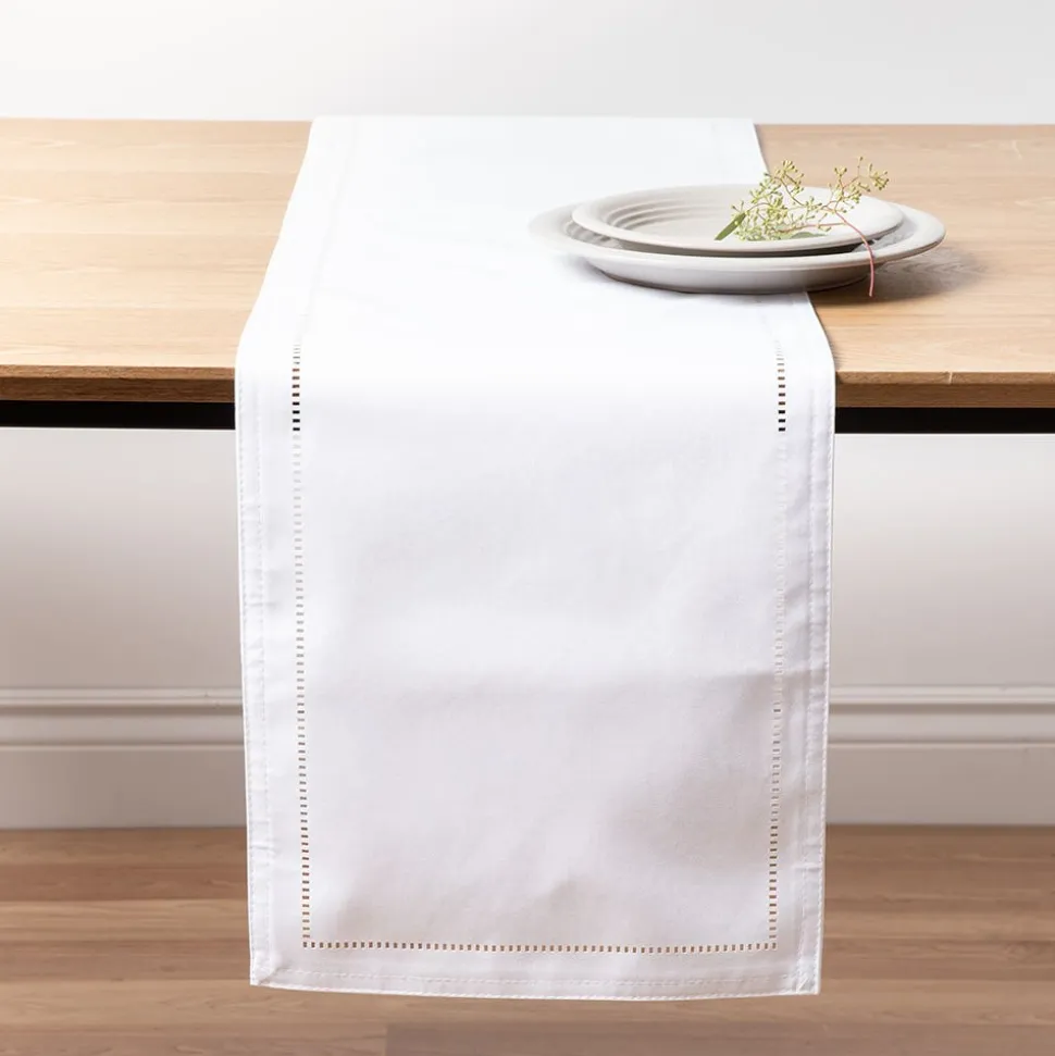 Harman Hemstitch Polyester Runner (White)