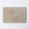 Harman Luxurious Faux Fur Microfiber 17" x 24" Bathmat (Taupe)