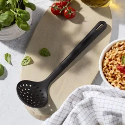 Henckels Onyx Silicone Skimming Ladle (Black)