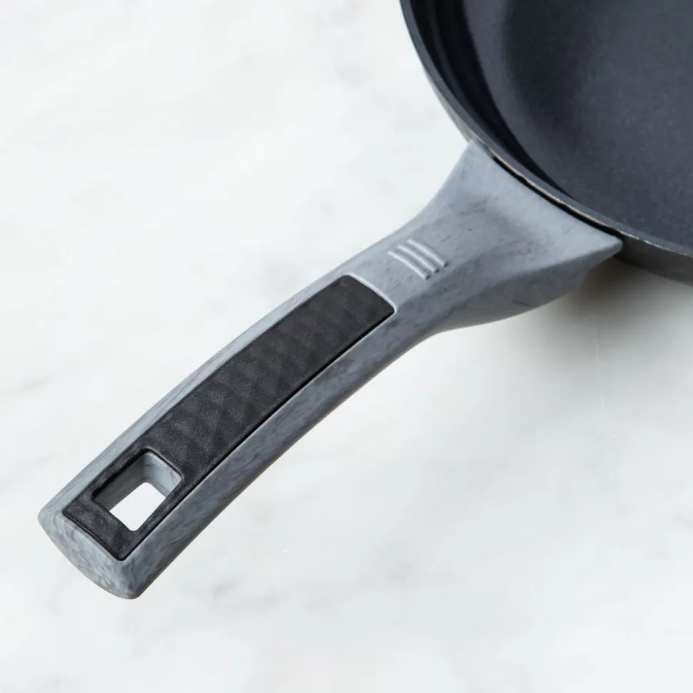 Iko Black Diamond Non-Stick Frypan 9.5" (Black)