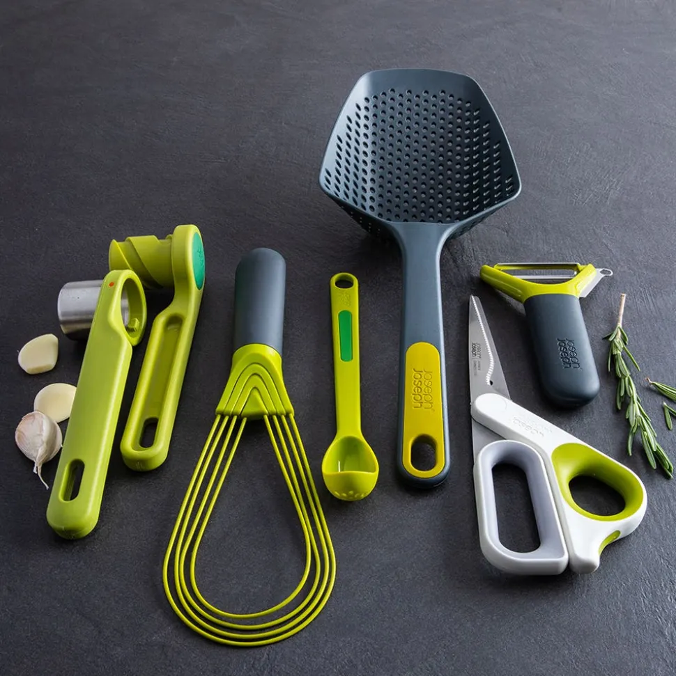 Joseph Joseph Handy Tool 'Helix' Garlic Press-Crusher (Green)