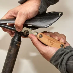 Kikkerland Fiets 16-In-1 Bike Tool (Beechwood)