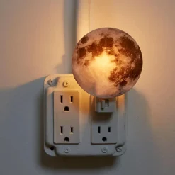 Kikkerland Sphere 'Moon' Night Light