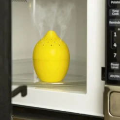 Kikkerland Zest Fresh Lemon Microwave Cleaner (Yellow)