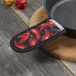 Lodge Pot Handle Grabber - "Chili"