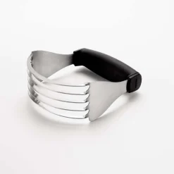 OXO Good Grips Pastry Blender