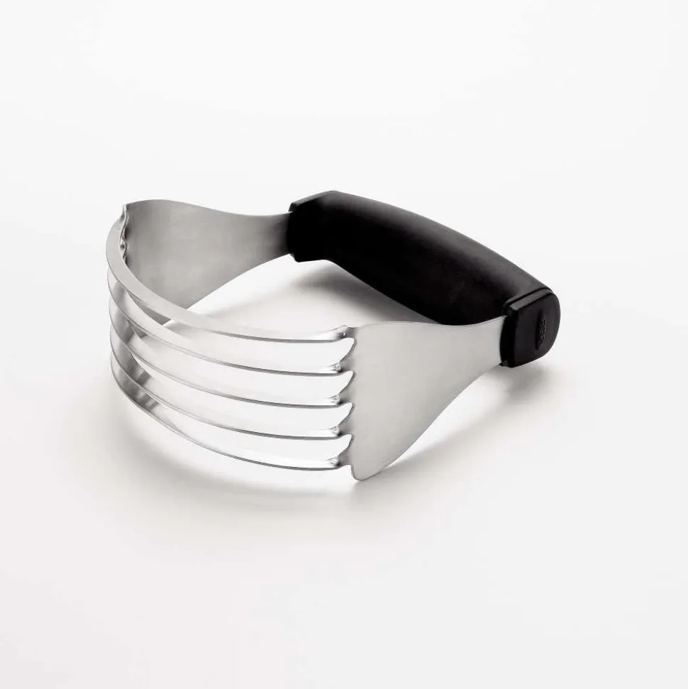 OXO Good Grips Pastry Blender
