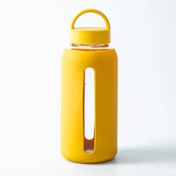 Quench Aura Glass Water Bottle with Silicone 27oz (Goldenrod)