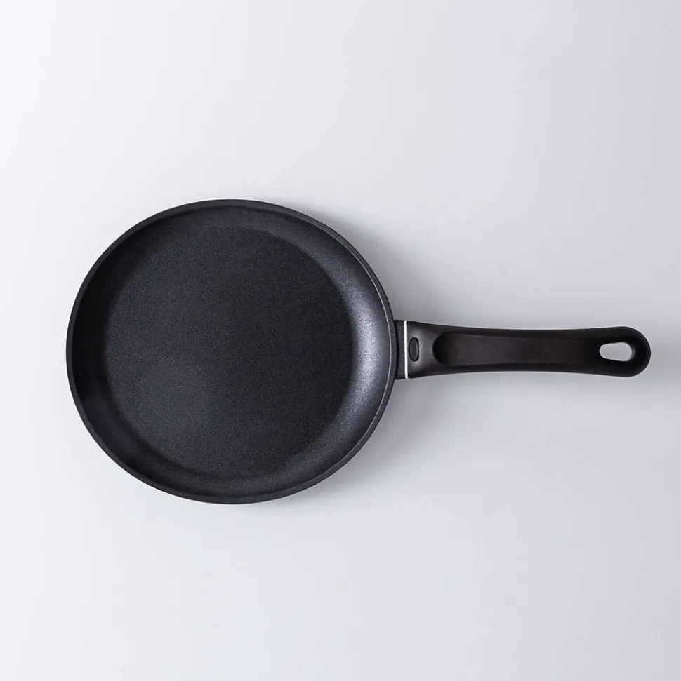 Starfrit Onda Cast Aluminum Breakfast Pan (Black)
