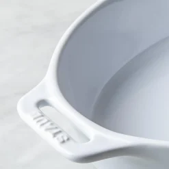Staub En France Ceramic Oval 9"x6" Roasting Dish (White)