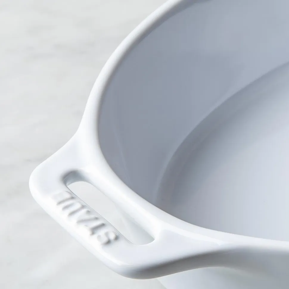 Staub En France Ceramic Oval 9"x6" Roasting Dish (White)