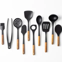 Staub Kitchen Tools - Set of 10 (Black/Wood)