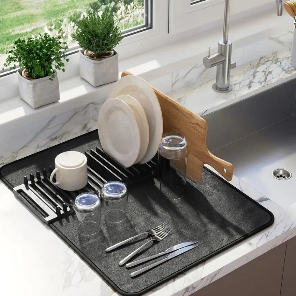 Umbra Udry Microfibre Drying Mat with Rack - Black (24x18")
